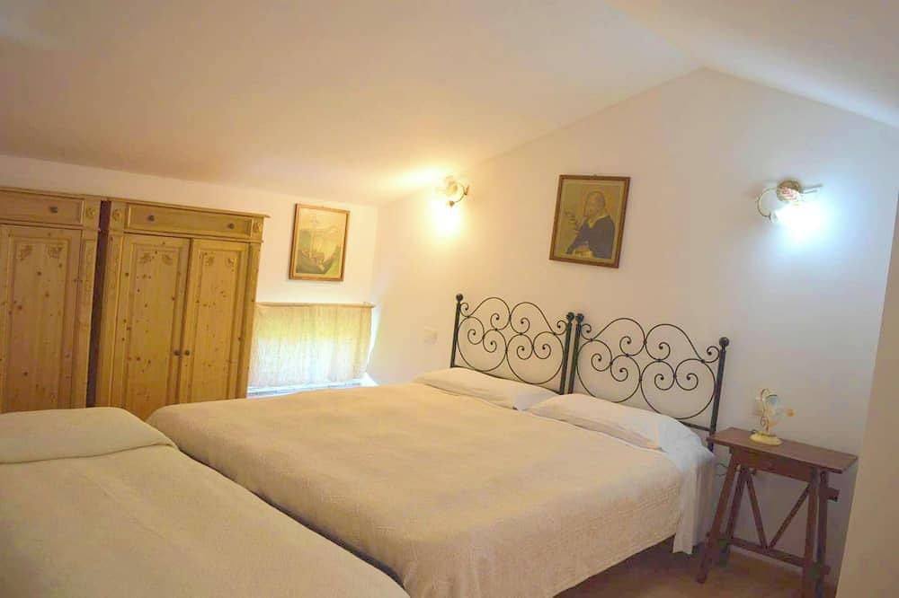 Entire apartment, Homerez - Apartment in Fabriano in Fabriano, Ancona Province