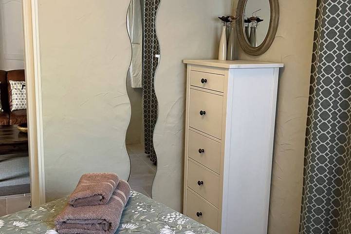 Gîte pour 2 personnes, avec terrasse et jardin à Trémolat - 4