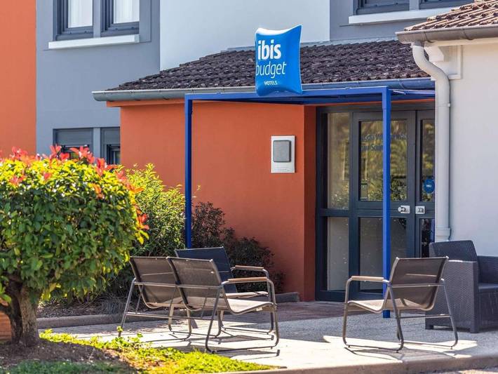 Hôtel pour 3 personnes, avec terrasse et jardin à Limas - 2