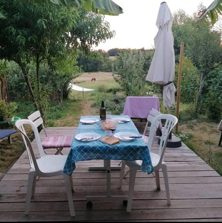 Gîte pour 2 personnes, avec terrasse et vue, animaux acceptés à Saint-Priest-les-Fougères - 2