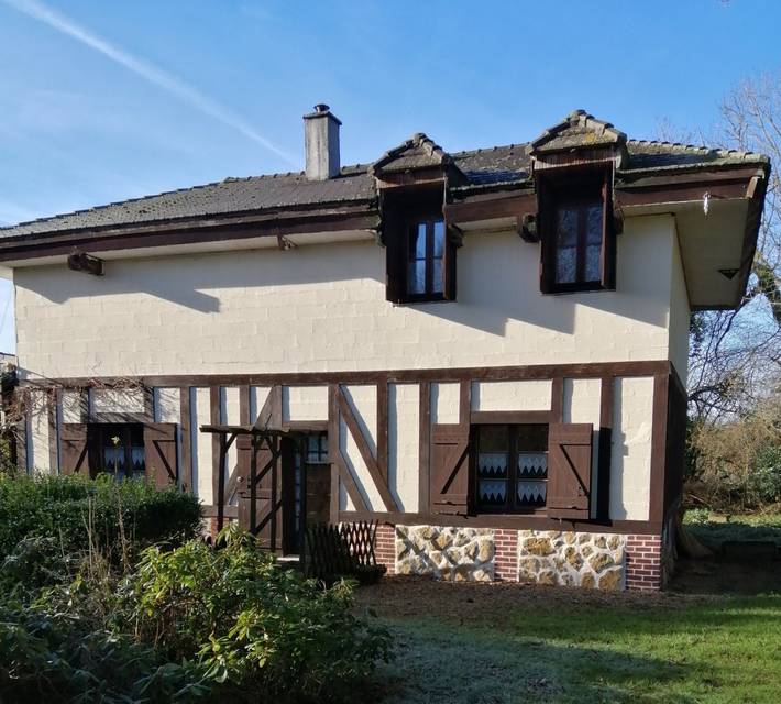 Cottage pour 2 personnes, avec jardin dans La Gonfriere