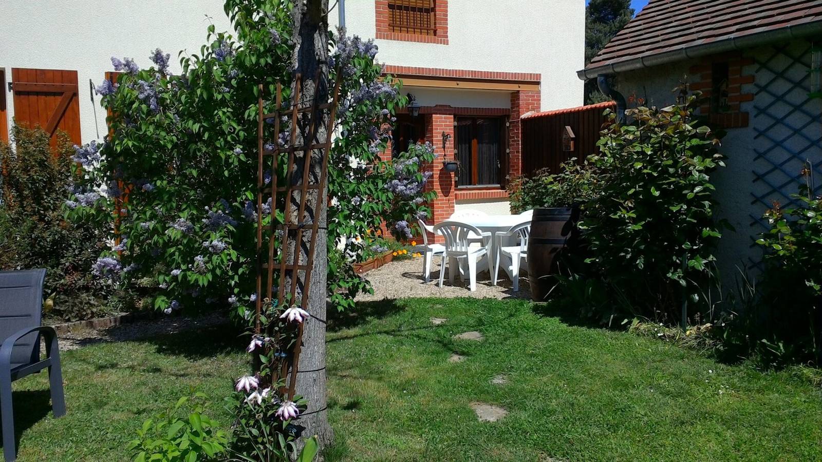 Chambre d’hôtes « Chambre Automne » avec jardin partagé et Wi-Fi in Villefranche-sur-Cher, Sologne