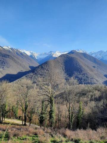 Cottage pour 2 personnes, avec terrasse ainsi que vue et jardin à Bonac-Irazein