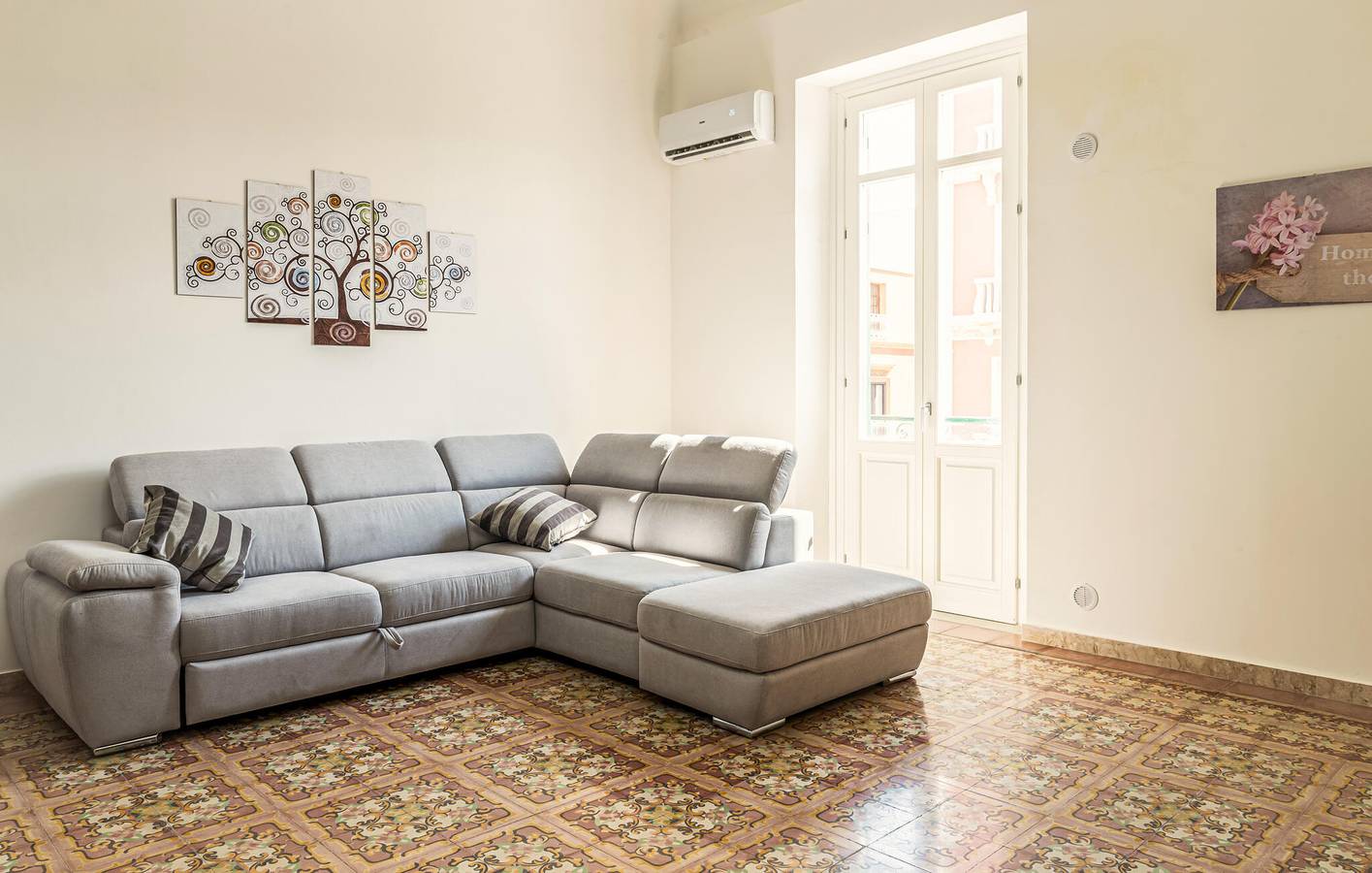 Apartamento vacacional entero, Acogedor apartamento de 2 dormitorios cerca de la costa y de restaurantes, con wifi y aparcamiento gratuitos in Trapani, Provincia de Trapani