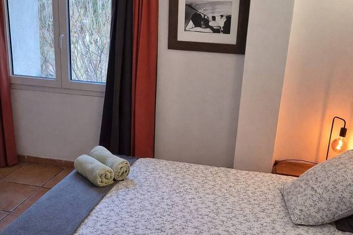 Gîte pour 12 personnes, avec piscine et jacuzzi à Cabasse - 3