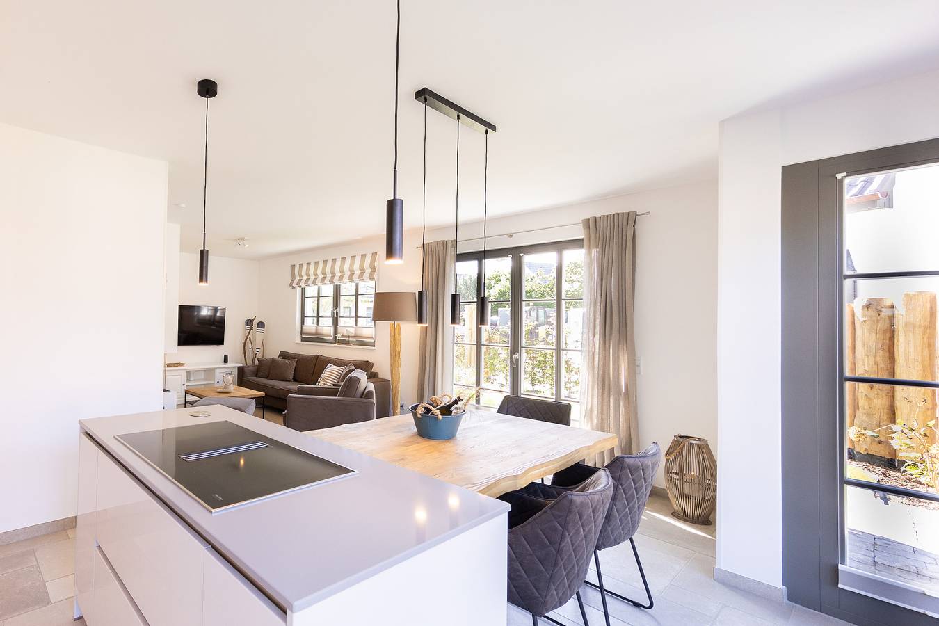 Ferienhaus Lacus – Stilvolle Auszeit am Wasser und in der Natur, Hunde willkommen in Ostseebad Zingst, Zingst