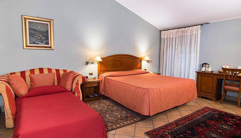 Hôtel pour 2 personnes, avec jardin et terrasse, animaux acceptés dans Basilique Saint-Pierre - 4