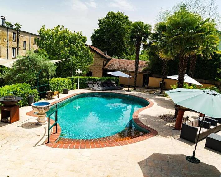 Chambre d’hôte pour 4 personnes, avec piscine ainsi que vue et jardin dans Belley - 3