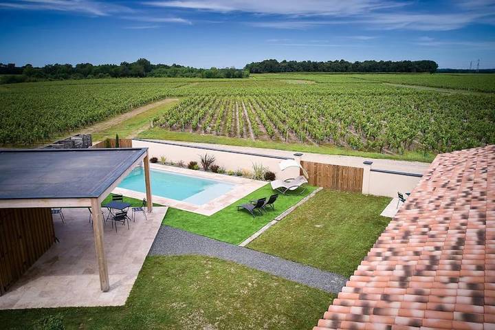Maison de vacances pour 10 personnes, avec piscine ainsi que vue et terrasse, animaux acceptés