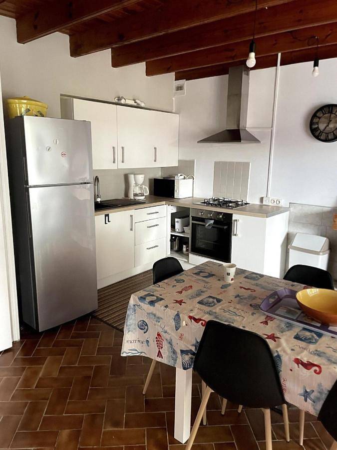 Three-Bedroom House in Saint-Jean-du-Doigt, Ceinture Dorée