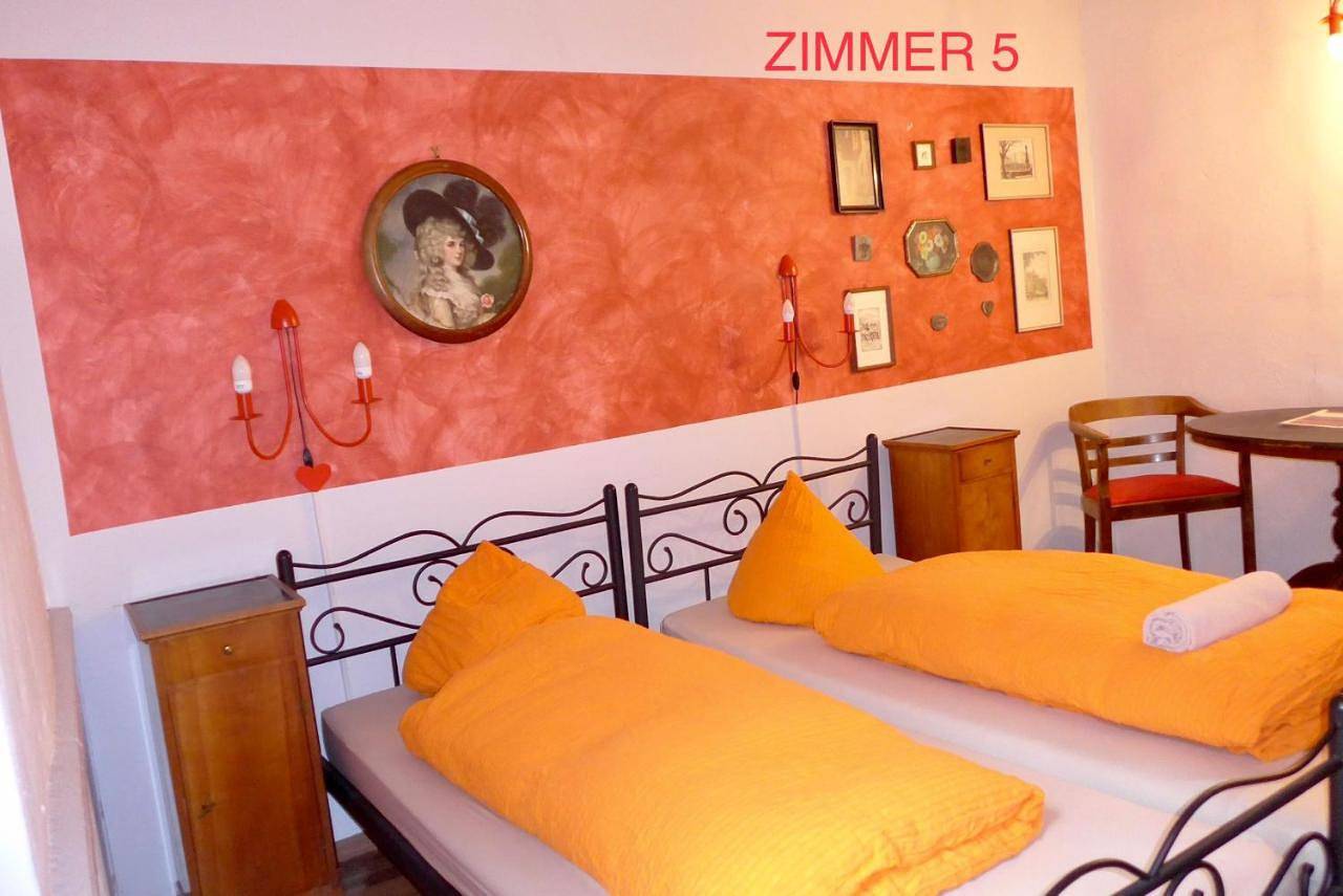 Gästehaus für 2 Personen mit Terrasse in Altstadt Heidelberg, Heidelberg