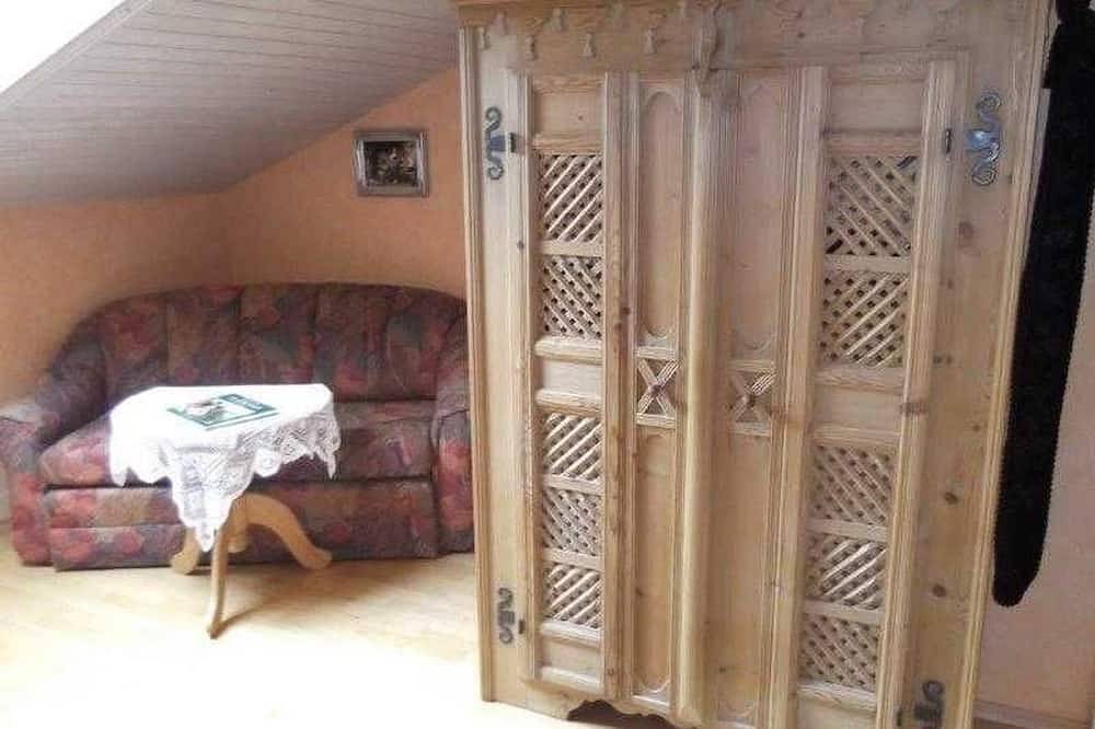 Entire apartment, Apartment - Apartment Szenyei in Waakirchen, Alpine Region of Tegernsee and Schliersee