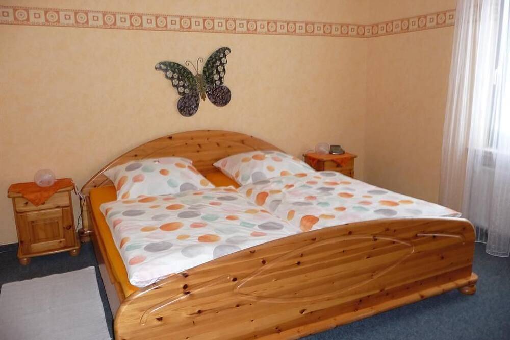 Pension B. Schäfer - Doppelzimmer Dusche/Wc in Arft, Osteifel