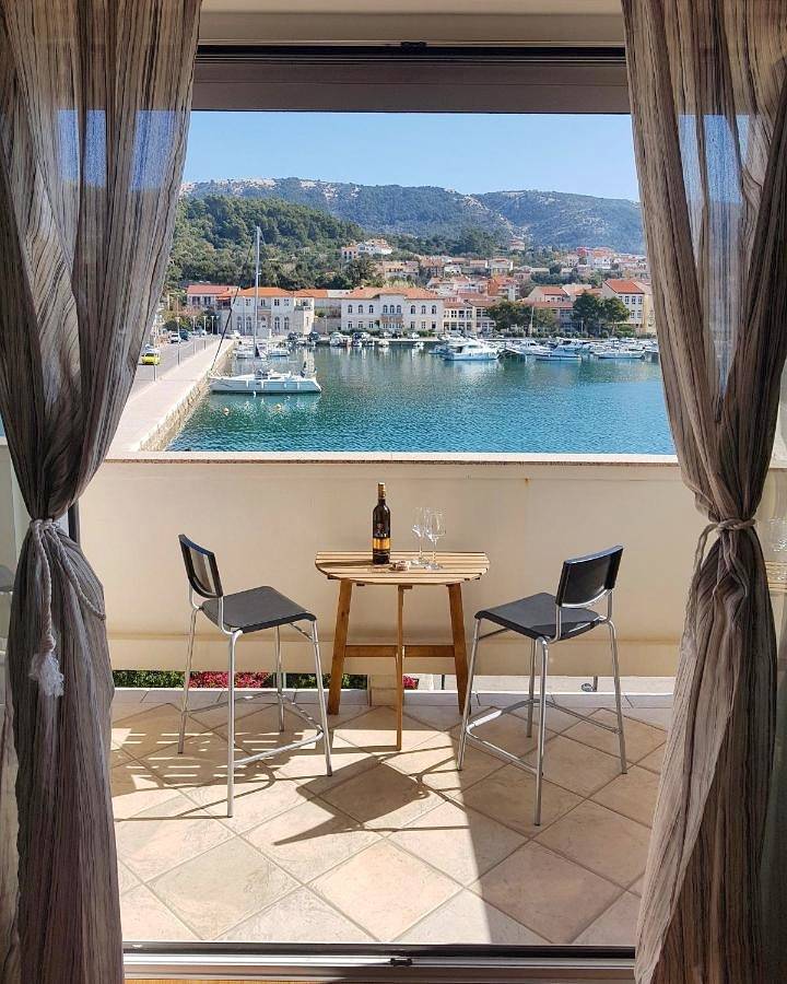 Ganze Wohnung, Villa Spanjol in Gradsko Kupaliste (Rab town), Rab Stadt