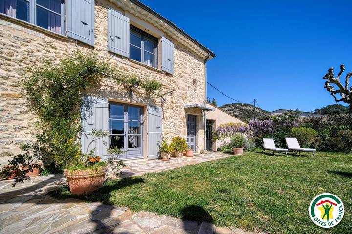 Gîte für 10 Personen, mit Garten und Terrasse sowie Sauna und Pool