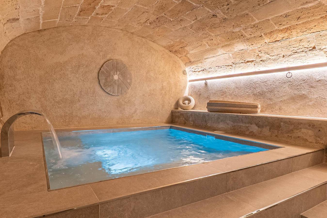 Vila Nova Suites & Spa - Doble Deluxe Con Balcón (Castillo) in Capdepera, Mallorca Este