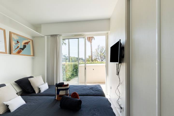 Appartement entier, Le Palm Beach - Jacuzzi et vue mer in Sanary-sur-Mer, Côte méditerranéenne (France)