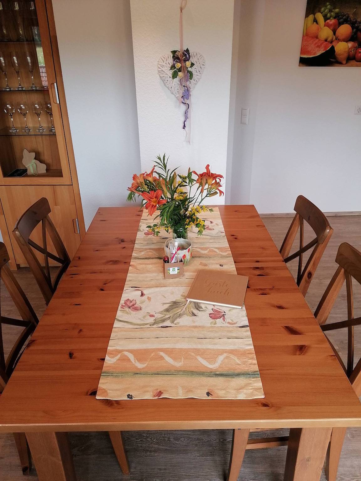 Ganze Wohnung, Apartment 'Talblick, 75qm' mit Bergblick, Balkon und Wlan in Elzach, Mittlerer Schwarzwald