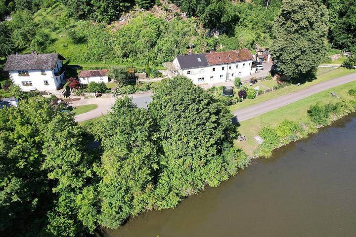 Ferienwohnung für 4 Personen, mit Balkon/Terrasse und Terrasse sowie Garten