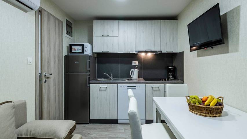 Camping für 6 Personen, mit Pool und Garten, mit Haustier in Medulin - 4