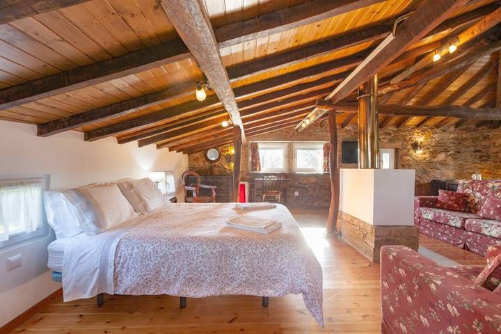 Gîte pour 3 personnes, avec jardin et vue dans Venade - 2