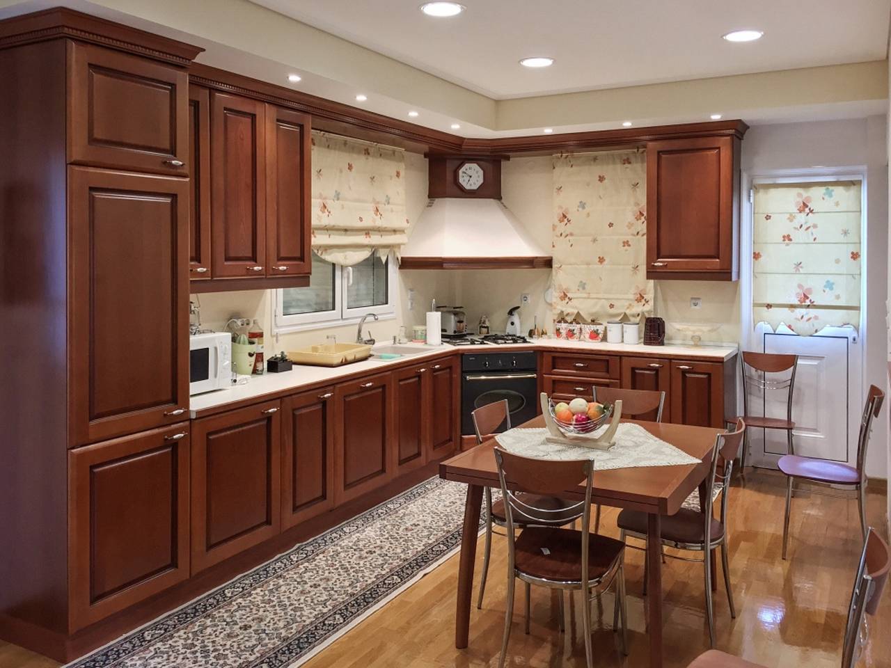 Charmantes Haus mit Bergblick in Manthirea in Peloponnes