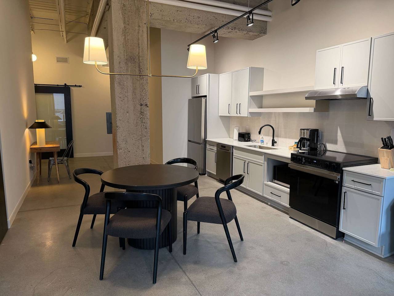 Ganze Wohnung, Roami at Century Plaza Convention Center 3Br in Minneapolis, Twin Cities