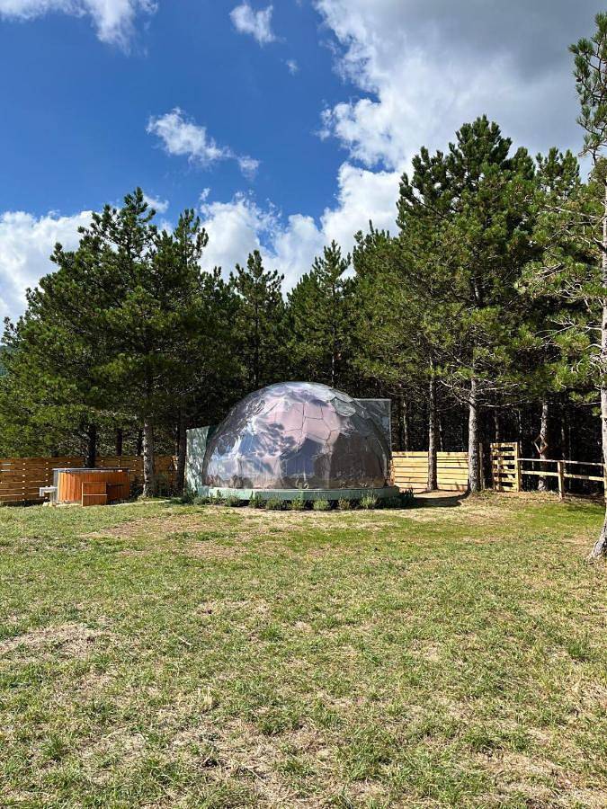 Camping per 2 persone, con panorama e giardino in Emilia Romagna