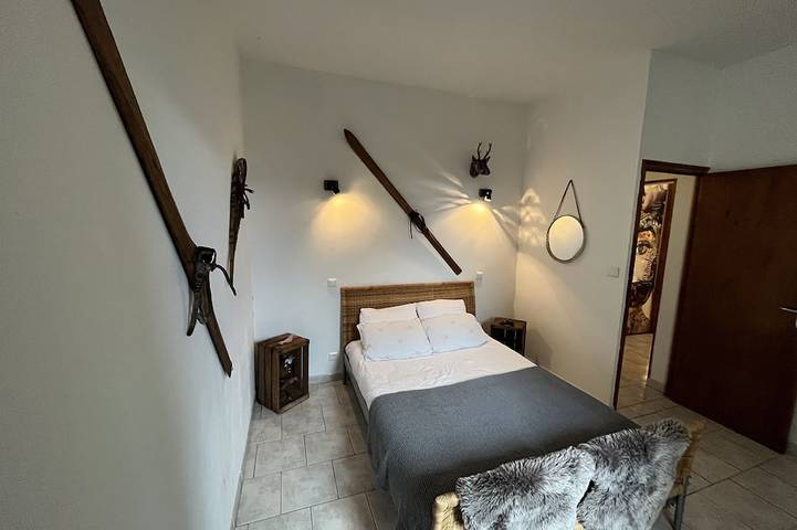 Gîte pour 5 personnes, avec jardin et jacuzzi, animaux acceptés à Targassonne - 2