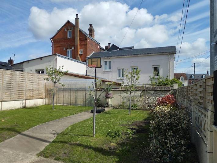 Gîte pour 2 personnes, avec jardin ainsi que jacuzzi et terrasse à Sotteville-lès-Rouen - 3