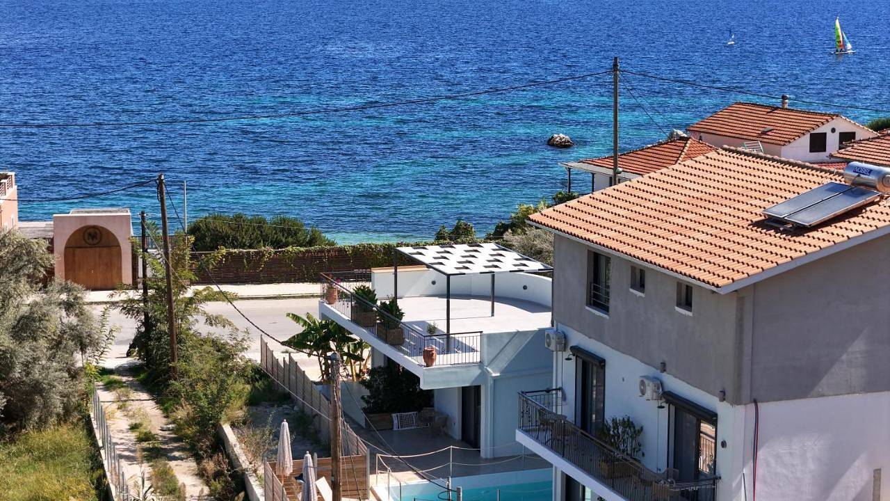 5th Continent in Nikiana, Alexandros