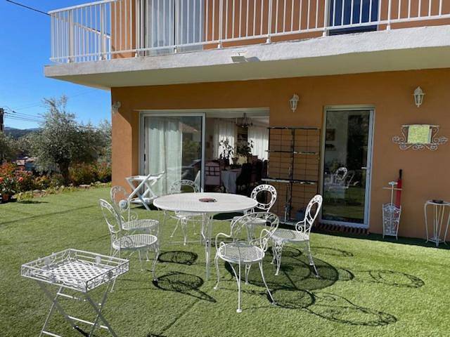 Villa pour 14 personnes, avec vue ainsi que jardin et piscine à Peymeinade - 4