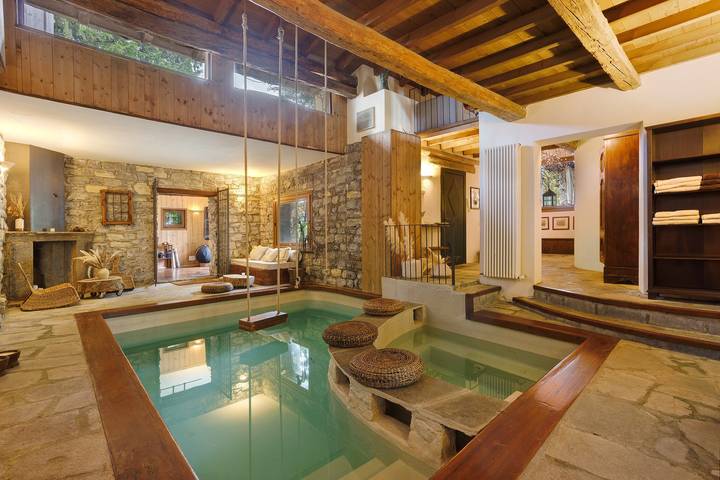 Holiday rental for 12 people, with Hot tub and Garden as well as Sauna and Lake view in Lombardy