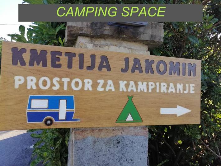 Camping pour 6 personnes, avec vue et jardin, animaux acceptés
