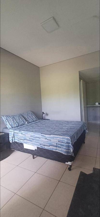 Camping para 3 personas, con jardín además de vistas y piscina en Brasil