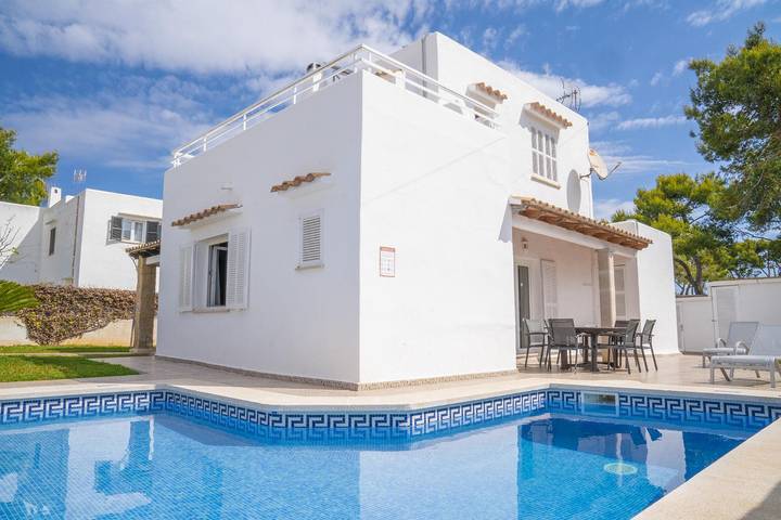 Villa für 8 Personen, mit Garten und Meerblick in Cala d'Or