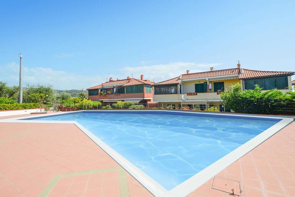 Preciosa casa en Pantai con Wifi in Pantai (Costarainera), Costarainera