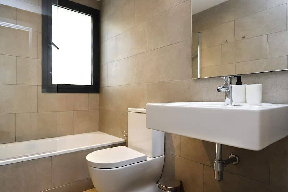 Apartamento entero, Apartamento moderno cerca de la playa con aire acondicionado en Altafulla in Altafulla, Costa Dorada