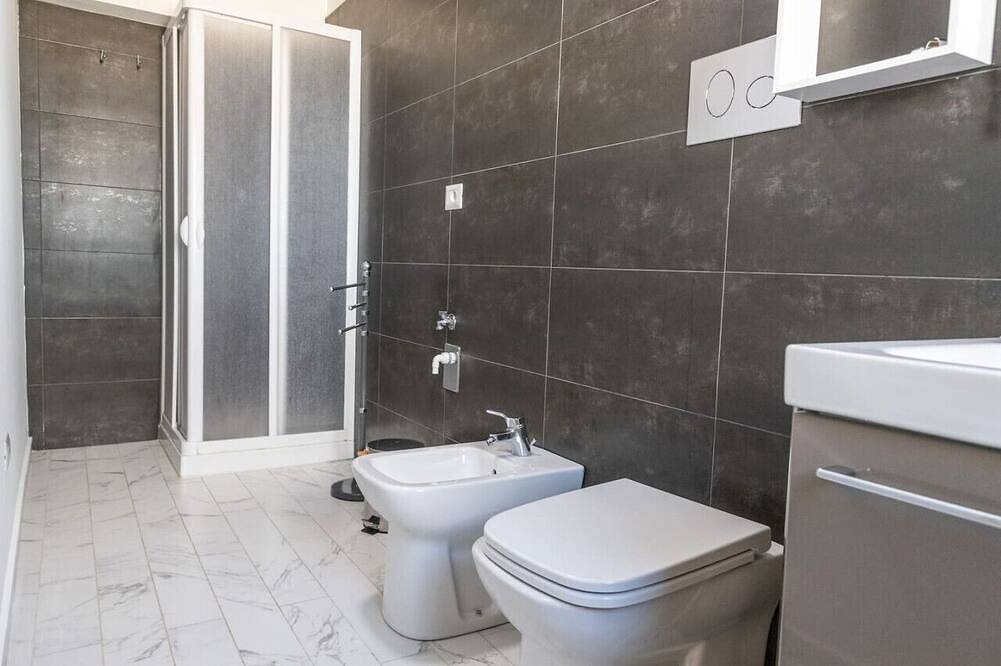 Appartamento intero, Villa Nebros - Monolocale con terrazza in Sant'Agata di Militello, Provincia di Messina