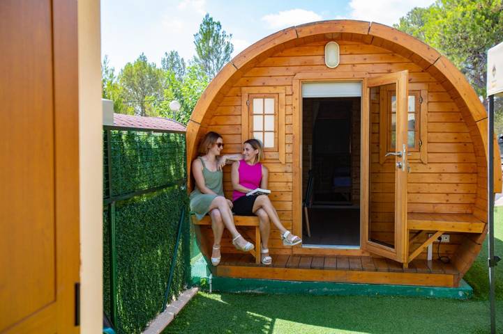 Camping para 4 personas, con Terraza y Jardín además de Piscina para niños y Piscina en Ayódar