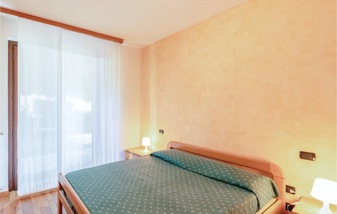 150m² appartement met WiFi, parkeerplaats, terras en tuin in Gemeente Casale Corte Cerro, Lago Maggiore (Piemonte)