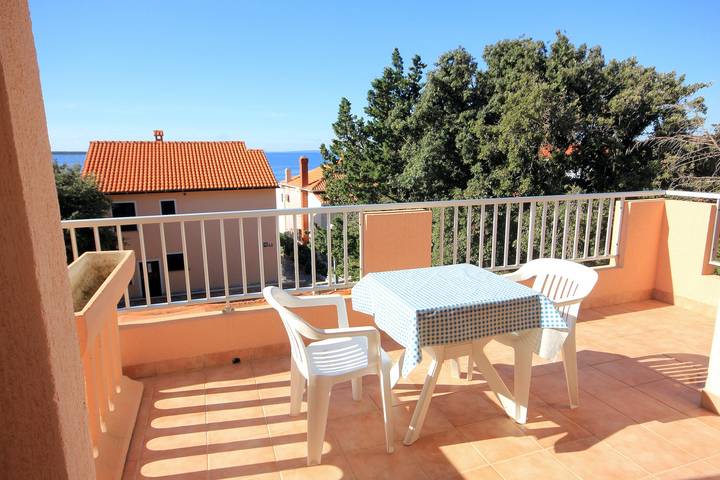 Ferienwohnung für 2 Personen, mit Balkon/Terrasse, mit Haustier auf Pag