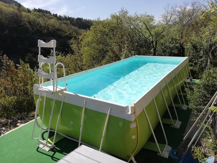 Location de vacances pour 9 personnes, avec jardin ainsi que vue et piscine, animaux acceptés à Saint-Auban-sur-l'Ouvèze - 2