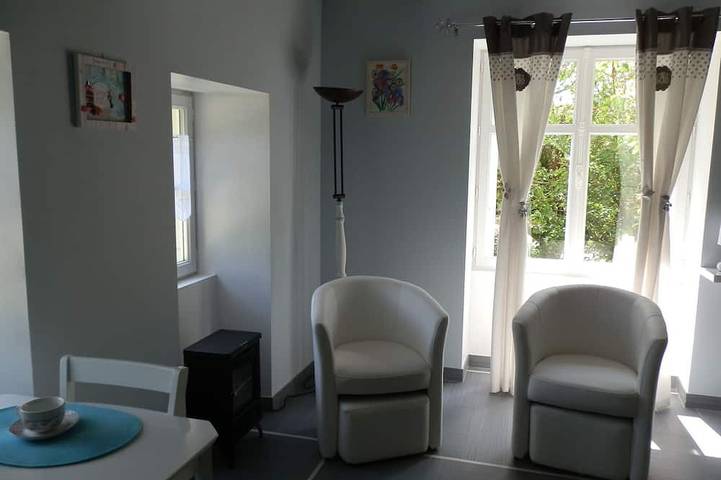 Maison d’hôte pour 3 personnes, avec jacuzzi et jardin à Doué-la-Fontaine - 4