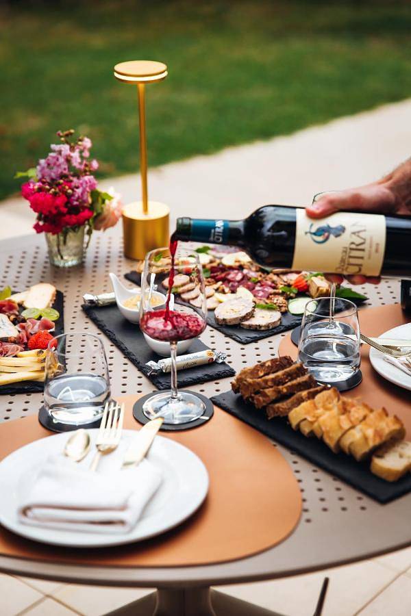 Hôtel pour 3 personnes, avec jardin et sauna ainsi que piscine et vue, animaux acceptés à Cénac-et-Saint-Julien - 3