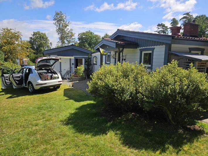Villa für 4 Personen, mit Balkon und Terrasse sowie Garten in Mellbystrand