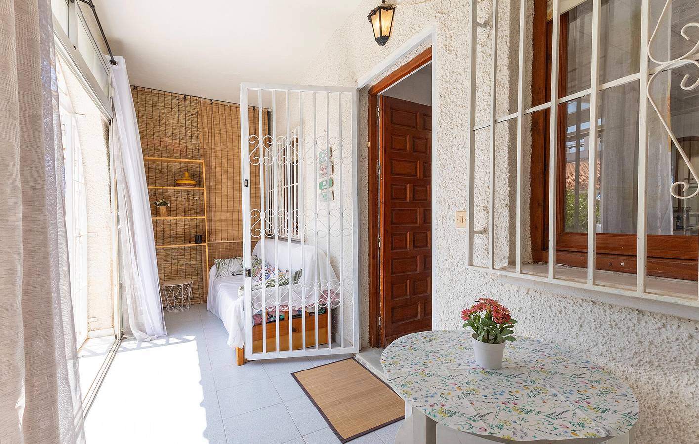 Apartamento acolhedor com terraço, WiFi e A/C, a 1 km do centro da cidade in El Chaparral, Torrevieja