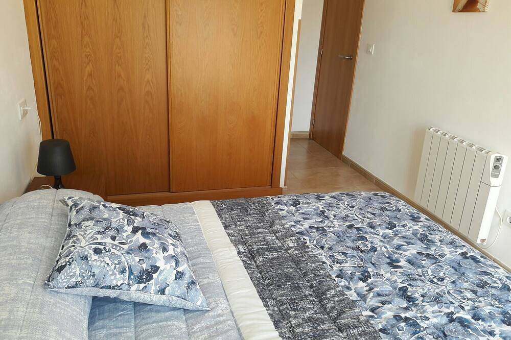 Entire apartment, Beautiful Sea And Mountain. in Cariño, Galician Coast
