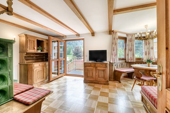 Ferienhaus für 12 Personen, mit Terrasse und Garten sowie Sauna in Klösterle am Arlberg - 4