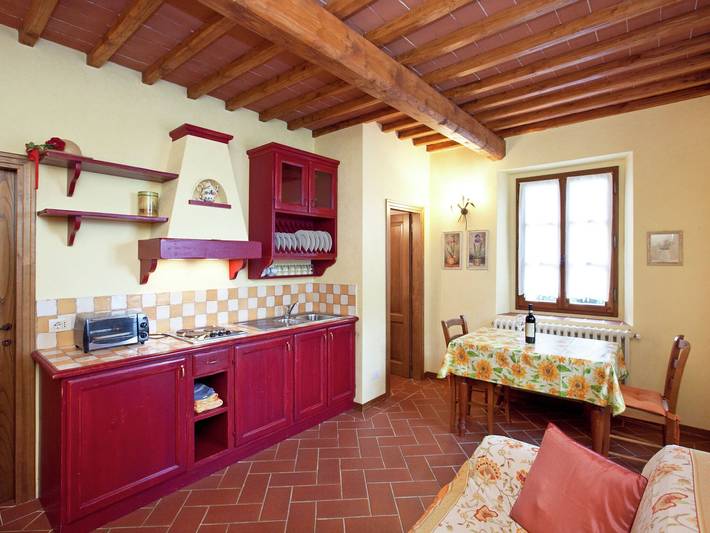 Casale a Loro Ciuffenna con piscina e giardino in Loro Ciuffenna, Valdarno